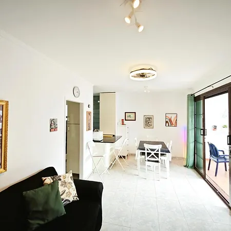 El Pisito La Dolce Nyaraló