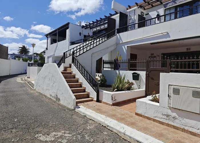 El Pisito La Dolce Holiday home *