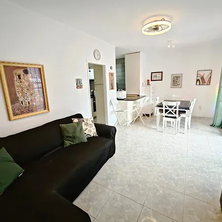 Сasa de vacaciones El Pisito La Dolce Puerto del Carmen (Lanzarote)