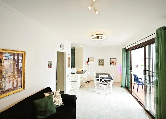 El Pisito La Dolce Feriehus